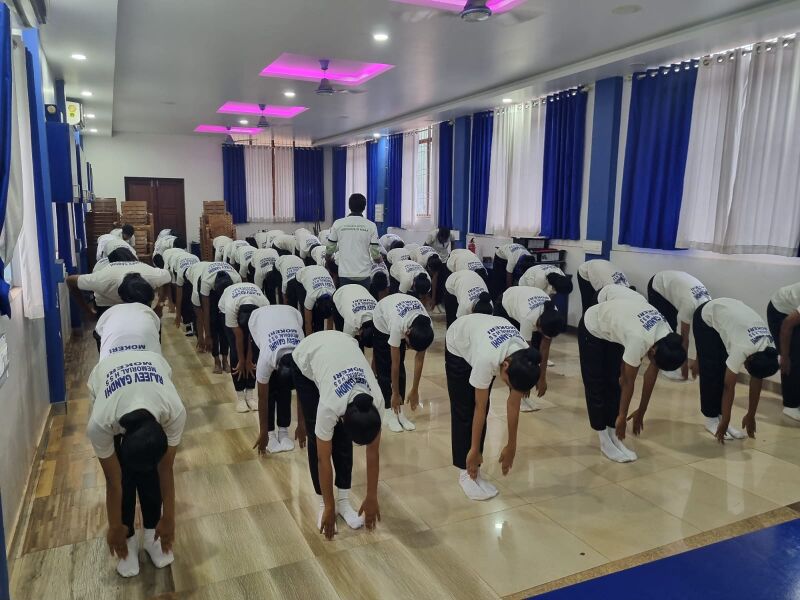 പ്രമാണം:14028 yoga (6).jpg