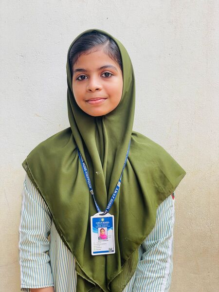 പ്രമാണം:18364 USS 2024-25 Basila hanna.jpg