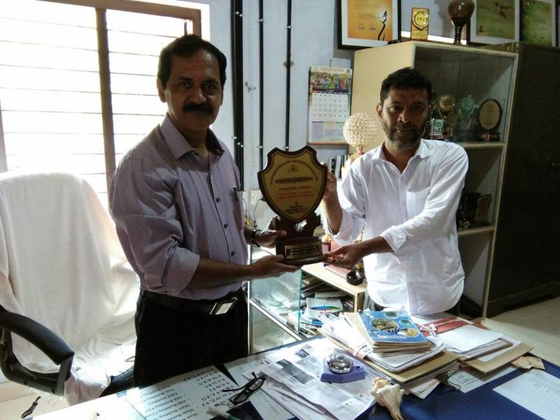 പ്രമാണം:19015 - arabic subjilla champions21.jpg