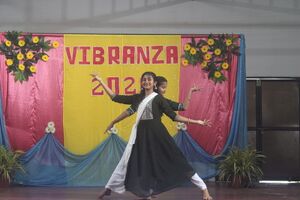 21001 dance by jrc.resized.JPG