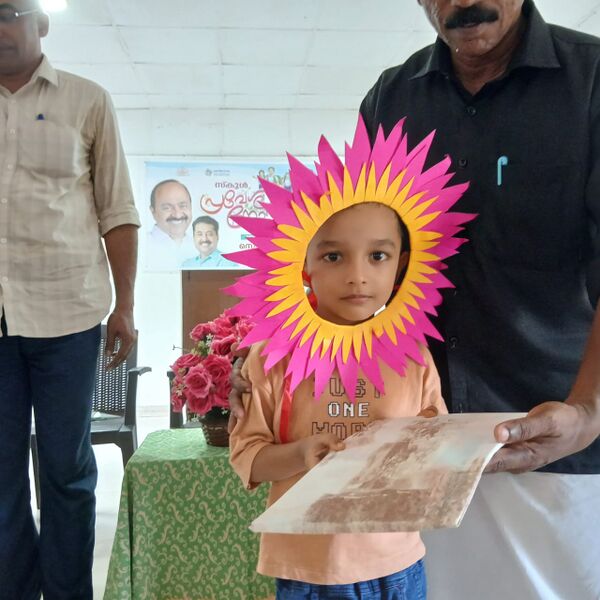 പ്രമാണം:26427-EKM-സ്കൂൾ പ്രവേശനോത്സവം 2026-27-2.jpeg.jpg