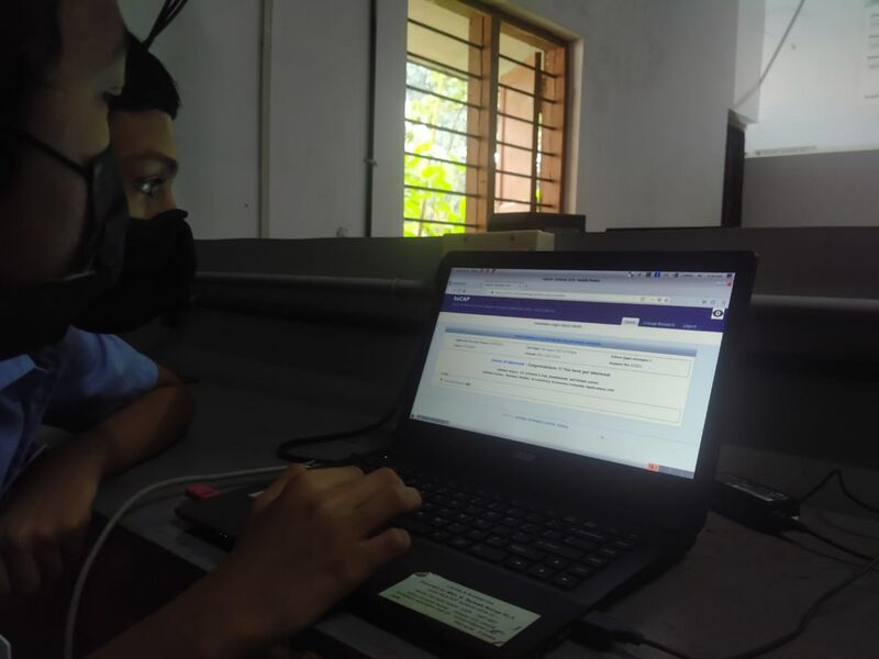 പ്രമാണം:33056 single aug4.jpeg