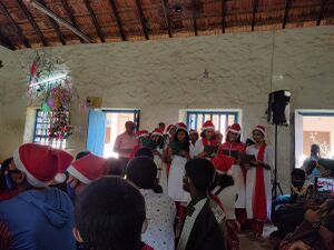 38047 Chirstmas3.jpg