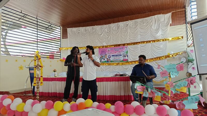 പ്രമാണം:39029 Praveshanolsavam 2025 Pics 009.jpg