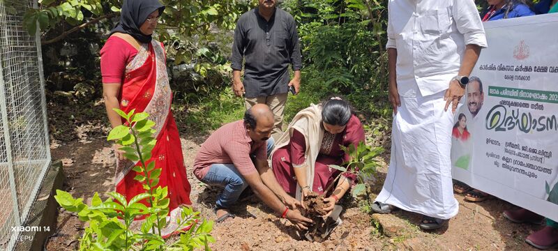 പ്രമാണം:42027 evday2.jpeg