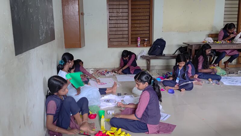 പ്രമാണം:42085 WE 25 7.jpg