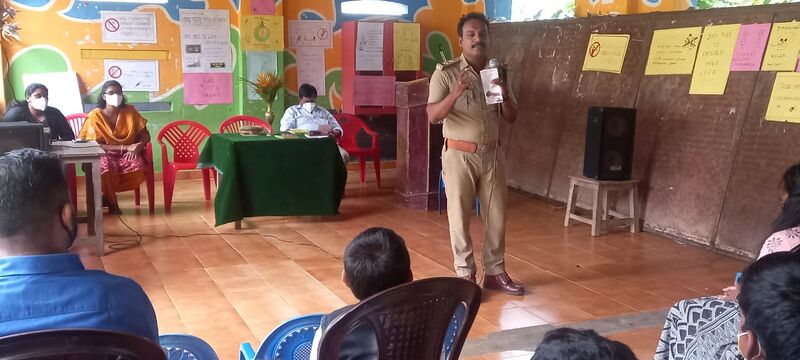 പ്രമാണം:43244 0008.jpeg