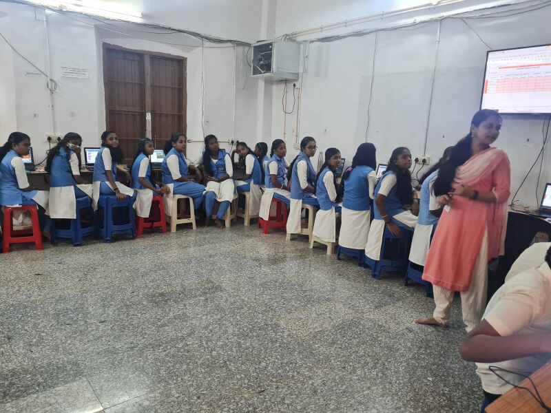 പ്രമാണം:44018 lk 3.jpg