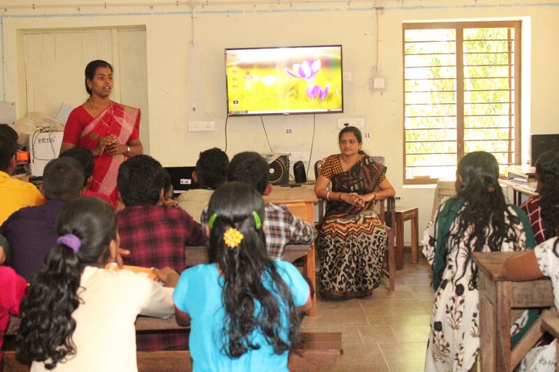 പ്രമാണം:44050 22 20 i8.jpeg