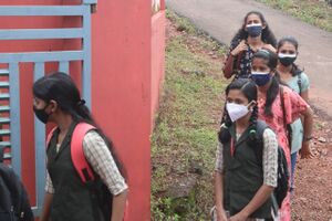 BS21 KNR 13081 14.jpg