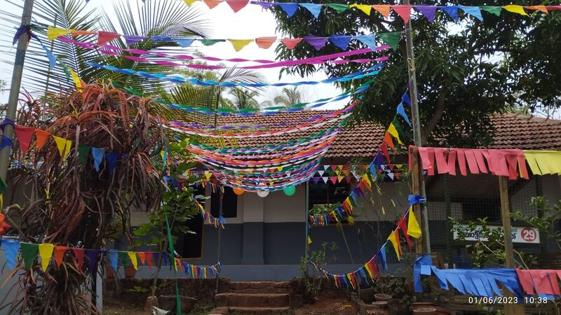 പ്രമാണം:PMLPS14340 pravesanothsavam.jpg