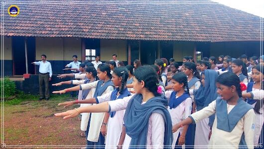 ಸ್ವಚ್ಛತೆಯು ನಮ್ಮ ಕರ್ತವ್ಯ " ಎಂಬ ಪ್ರತಿಜ್ಞಾ ಸ್ವೀಕಾರ