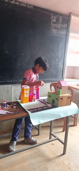 പ്രമാണം:15253 fair science.jpg