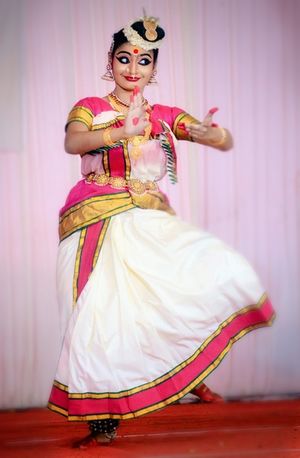 21001 sruthi TR2.resized.jpg