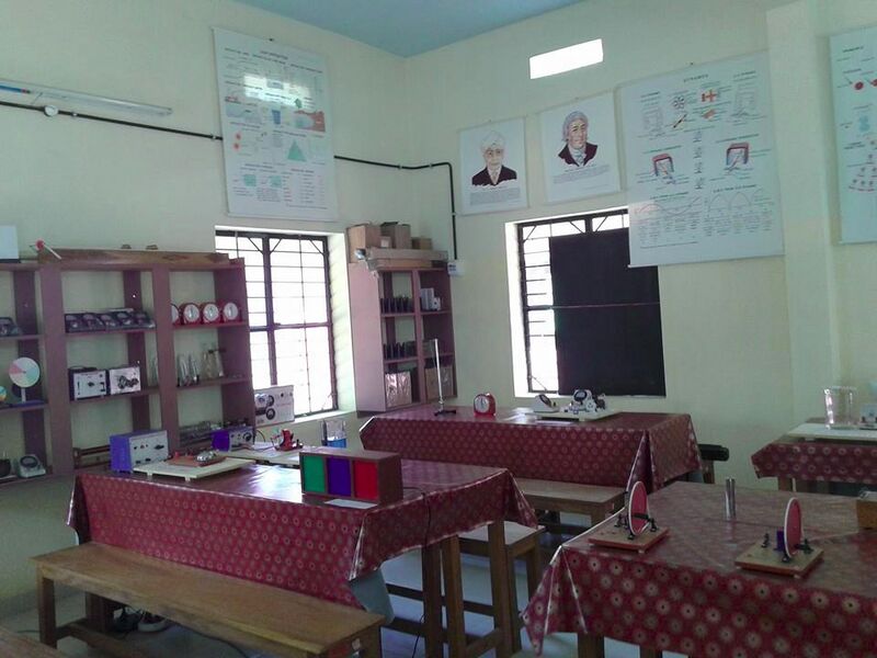 പ്രമാണം:25059 ekm phyl ab.jpg