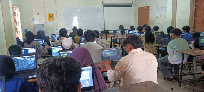 പ്രമാണം:Drcmlp-dec28-vga-anm-lkcamp-15.jpg