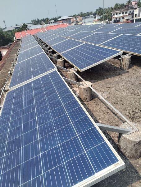 പ്രമാണം:SCHOOL SOLAR SYSTEM.jpeg