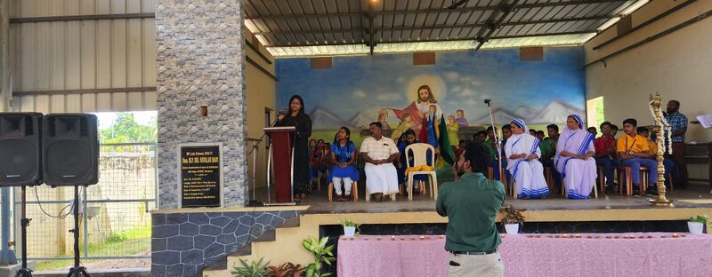 പ്രമാണം:Schoolparliament 35052 236.jpg