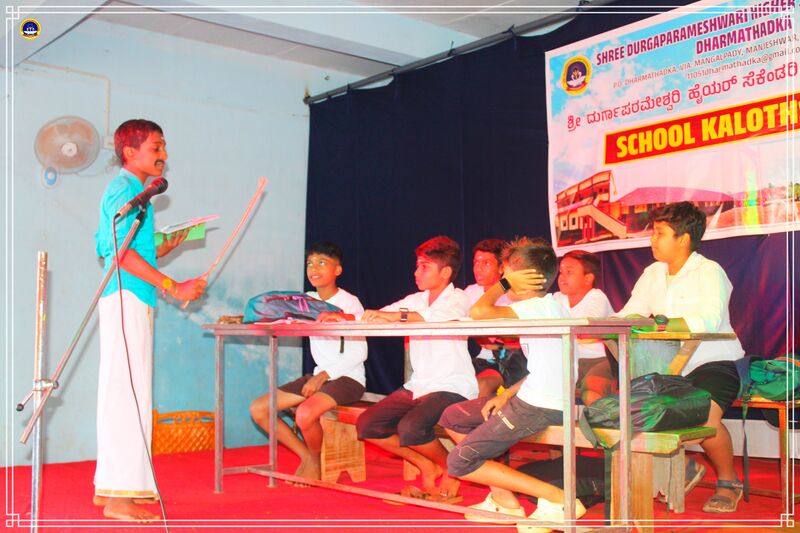 പ്രമാണം:11051SCHOOLKALOTHSAVA202418.jpg