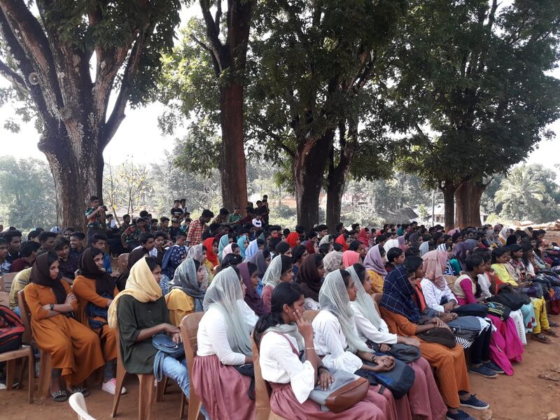 പ്രമാണം:15016 st5.jpg