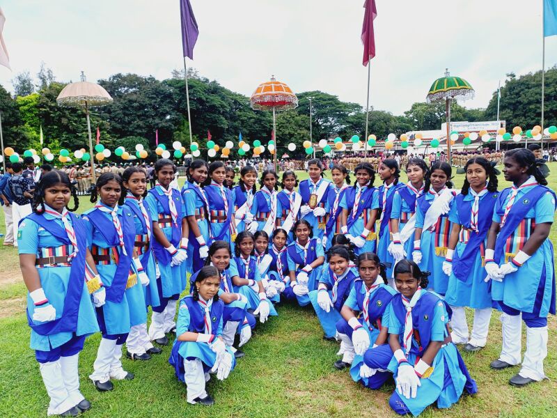 പ്രമാണം:21060 aug15 11.jpg