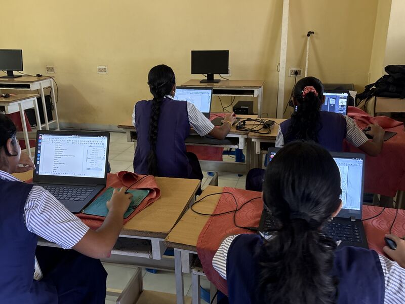 പ്രമാണം:28022 magazine(10).jpg