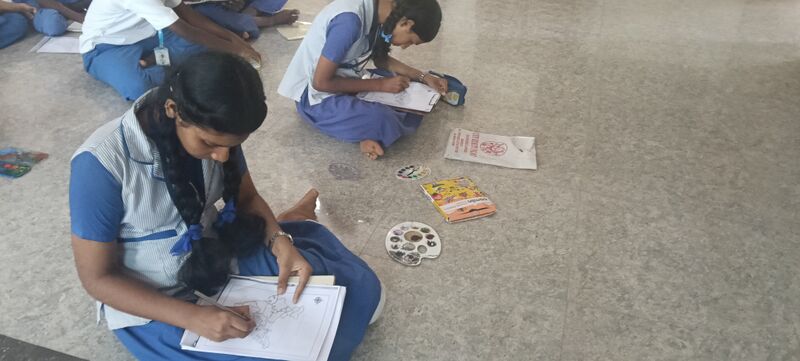 പ്രമാണം:35052 charithrarachana 2.jpg