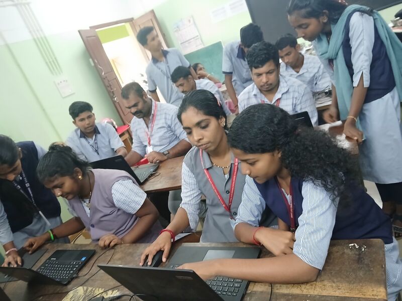 പ്രമാണം:39259-CWSN TRG5.jpg