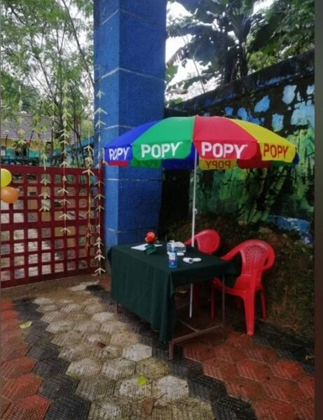 പ്രമാണം:42560 തിരികെ വിദ്യാലയത്തിലേക്ക് * 1.jpg