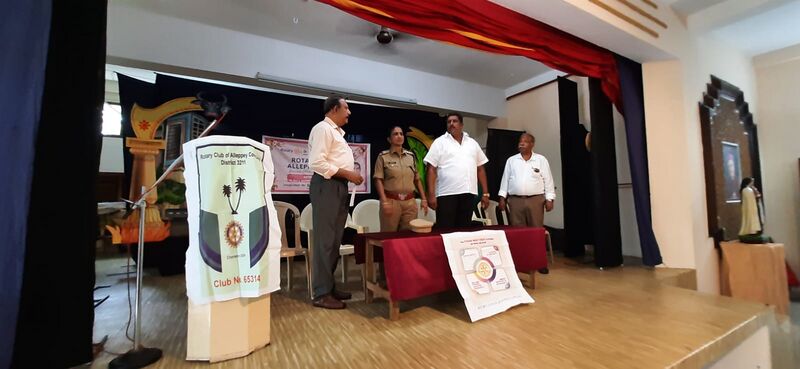 പ്രമാണം:Rotaryclub 35052 222.jpeg