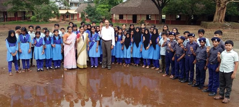 പ്രമാണം:സ്കൗട്ട് ആന്റ് ഗൈ‍ഡ് ഡേ.jpeg