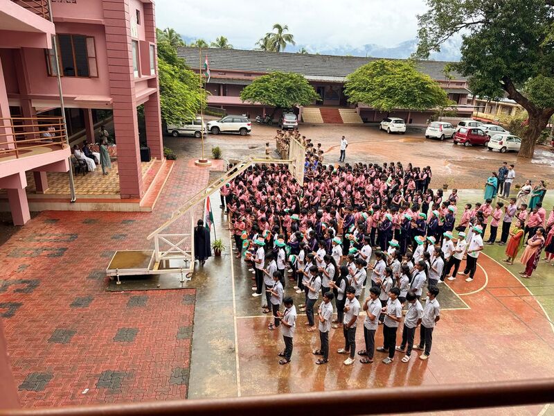 പ്രമാണം:14108 indipendenceday.jpg