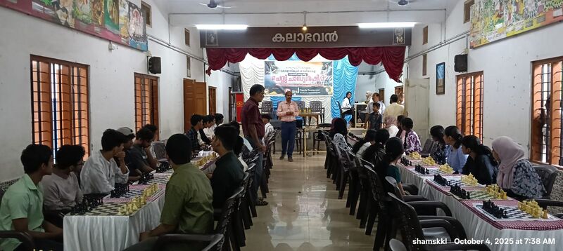 പ്രമാണം:20039.Ravanue jilla chess championship.jpg