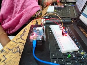 24001-hightech-practical lab.jpg