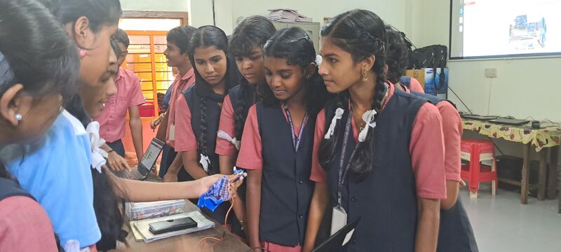 പ്രമാണം:40013-kollam,2023-26LK batch robotic Fest2026.jpg