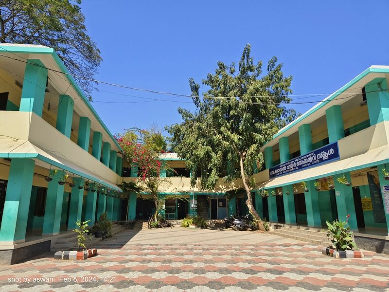 പ്രമാണം:44050 24 2 7 49.jpg