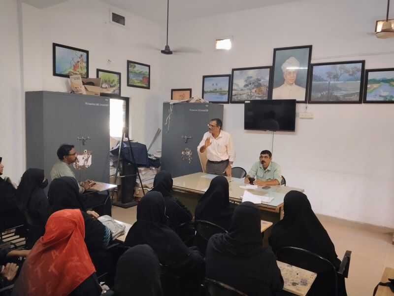 പ്രമാണം:11047 awareness class.jpg