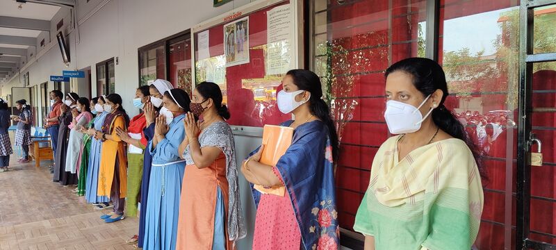 പ്രമാണം:15051 lahari bft.jpg