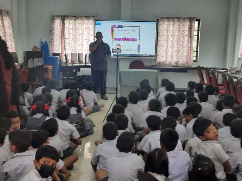പ്രമാണം:26246-hitech-class.jpeg