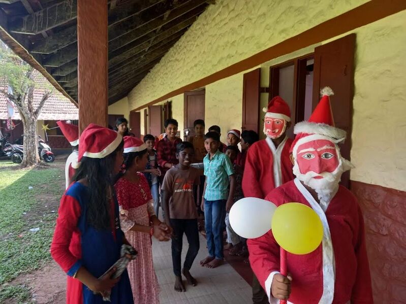 പ്രമാണം:37345 62.jpg