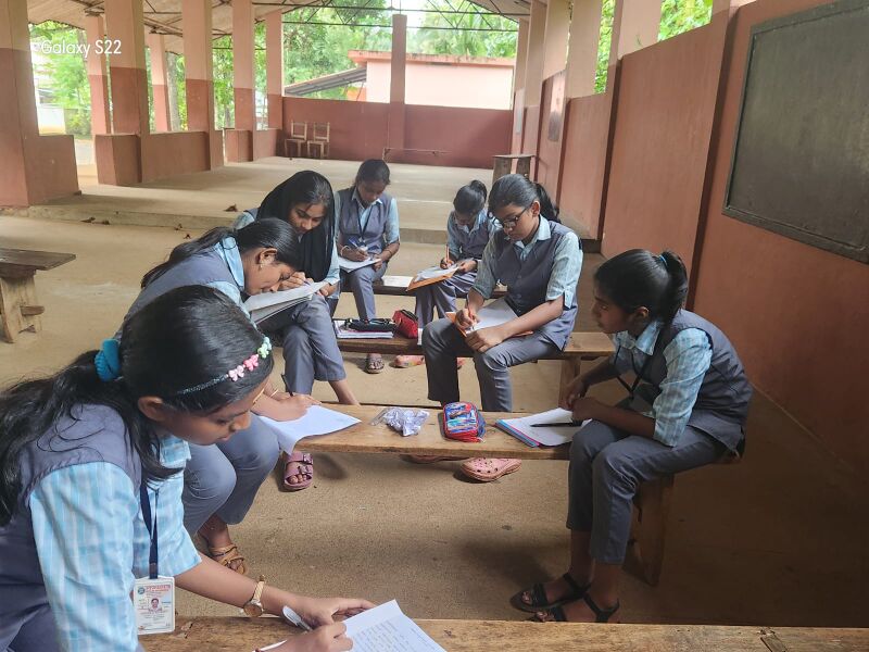 പ്രമാണം:38099 chitrarajana.jpg