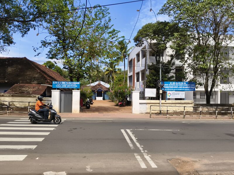 പ്രമാണം:43088 school.jpg