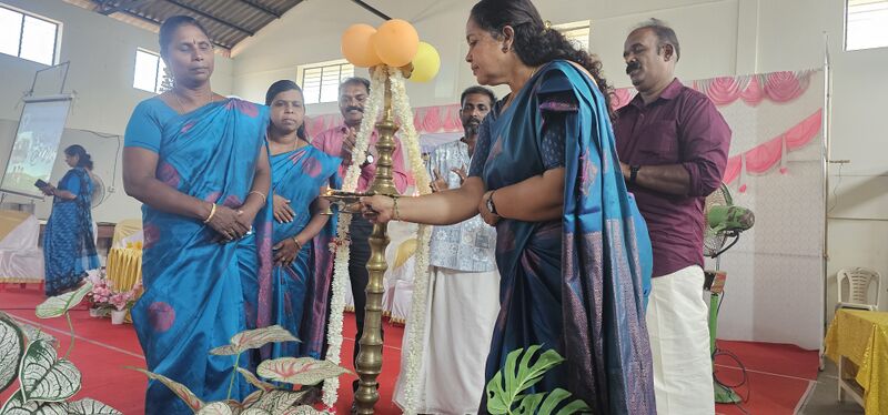 പ്രമാണം:44003 VIRALY 1 06.jpg