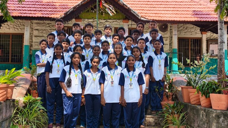 പ്രമാണം:44041 lk.jpg