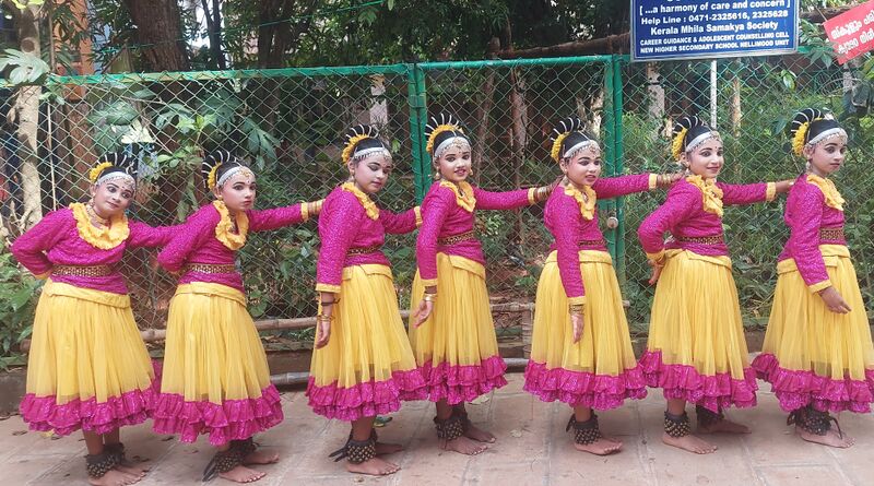 പ്രമാണം:44225 kalolsvam.jpg