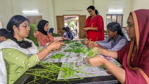 47042-KKD-THALUM THAKARAYUM.1.jpeg