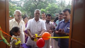 47234vayoli inaugurates smart class.JPG