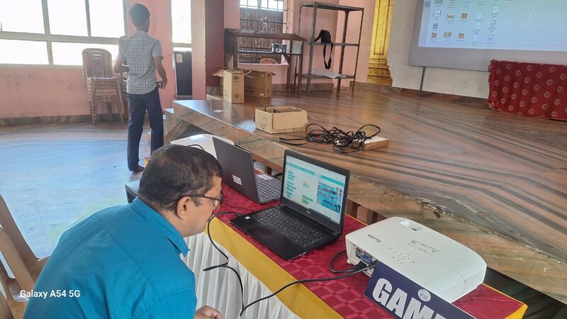 പ്രമാണം:11007 LKRobo 110.jpeg