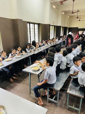 12024-noon meal 2.jpg