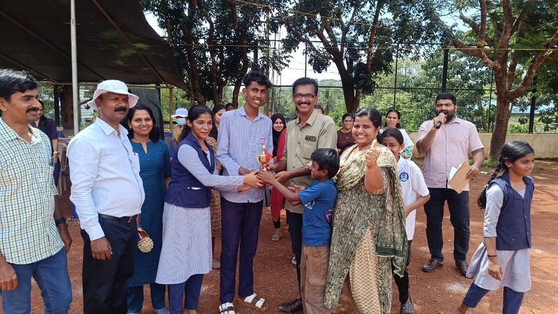 പ്രമാണം:12042 sports1.jpg